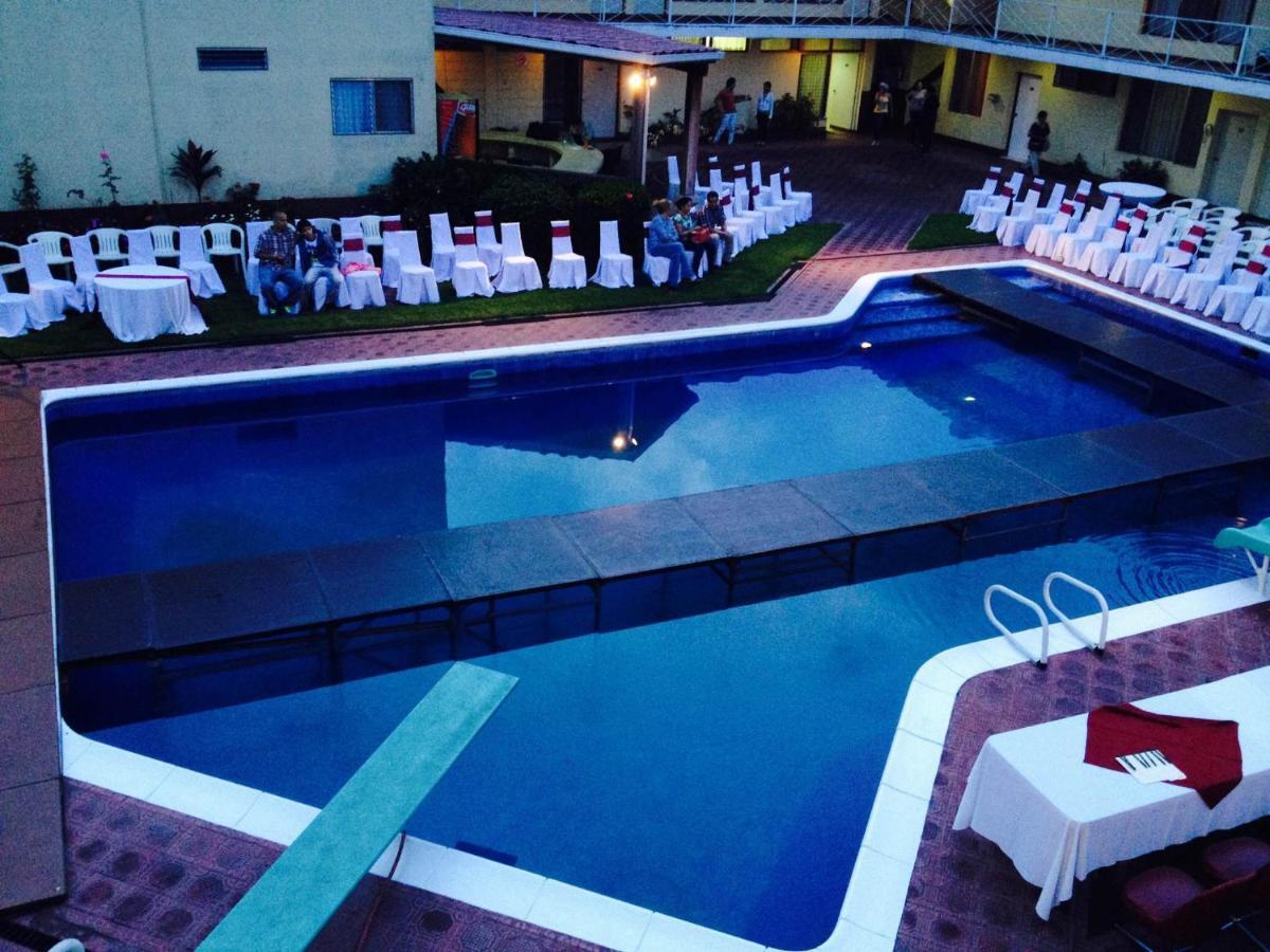 Hotel Plaza Gwatemala Zewnętrze zdjęcie